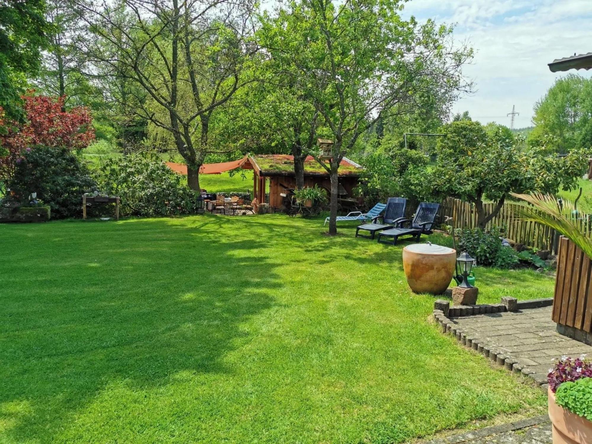 Ferienwohnungen 'Blick Zur Madonna' Fischbach bei Dahn Exterior photo